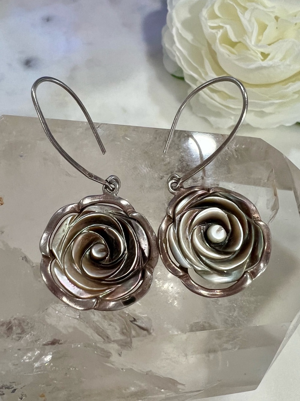 Vintage 925 Sterling Silver Gray Mother of Pearl Flower Earrings K Thai 6 g 1.6”